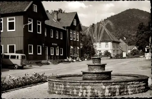 Ak Wieda Walkenried Harz, Rathaus, Springbrunnen