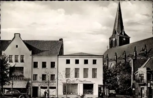 Ak Goch am Niederrhein, Markt, Geschäfte, Kirche