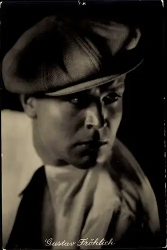 Foto Ak Schauspieler Gustav Fröhlich, Portrait, Mütze