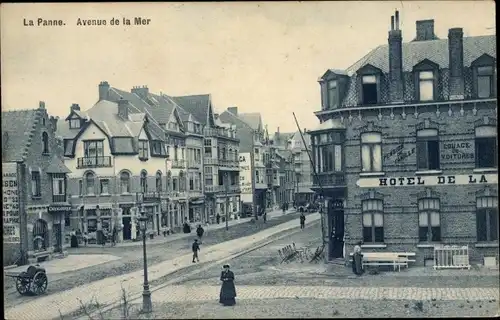 Ak La Panne De Panne Westflandern, Avenue de la Mer, Hotel