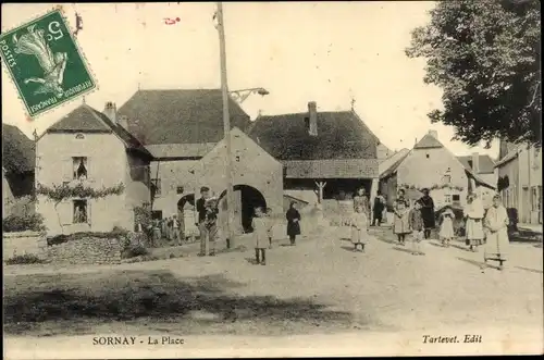 Ak Sornay Saône et Loire, La Place