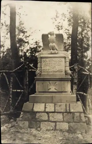Foto Ak Russland, Denkmal, Landwehr-Infanterie-Regiment 76