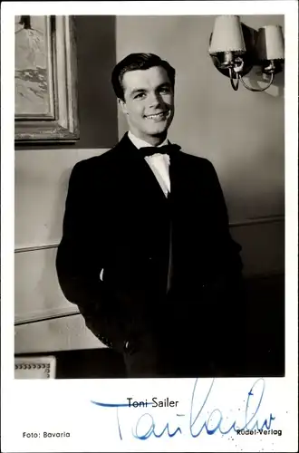 Ak Skirennläufer und Schauspieler Toni Sailer, Portrait, Autogramm