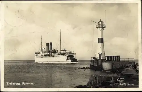 Ak Trelleborg Schweden, Fyrtornet, Leuchtturm, Fährschiff