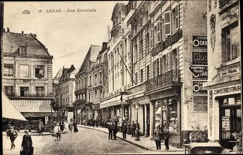 Ak Arras Pas de Calais, Rue Ernestale