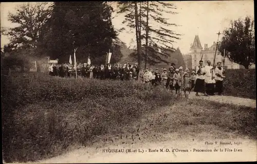 Ak Nyoiseau Maine et Loire, École Notre Dame d´Orveau, Procession de la Fête Dieu