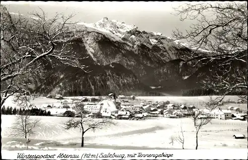 Ak Abtenau in Salzburg, Ort im Winter mit Tennengebirge