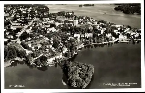 Ak Strängnäs Schweden, Luftbild vom Ort