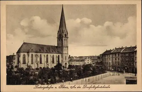 Ak Ludwigshafen am Rhein, Dreifaltigkeitskirche