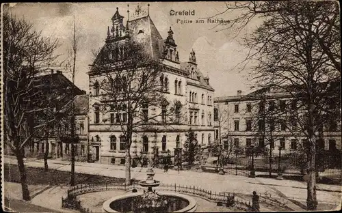 Ak Krefeld am Niederrhein, Rathaus, Brunnen