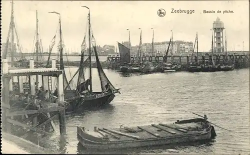 Ak Zeebrugge Westflandern, Fischereibecken, Hafenpartie