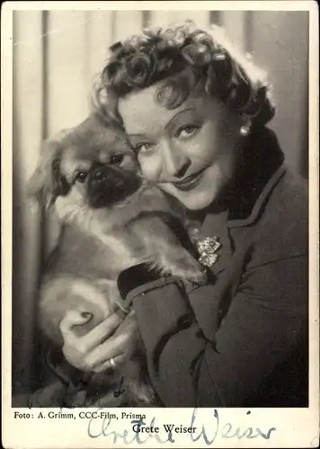 Ak Schauspielerin Grete Weiser, Portrait mit Hund, Autogramm
