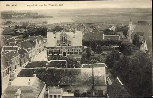 Ak Klundert Nordbrabant, Luftbild der Stadt