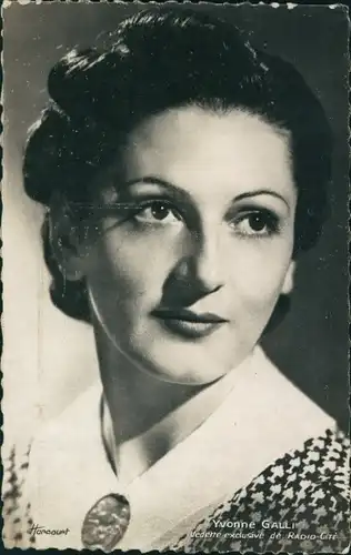 Ak Schauspielerin Yvonne Galli, Portrait