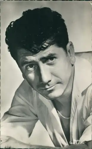 Ak Schauspieler Daniel Gelin, Portrait