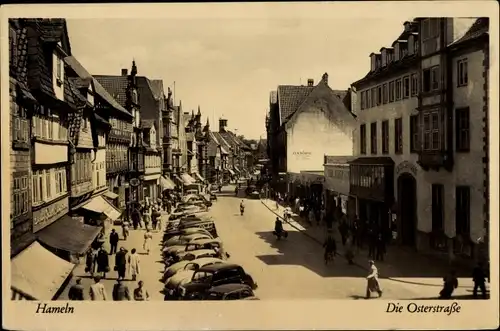 Ak Hameln, Osterstraße, Autos, Passanten