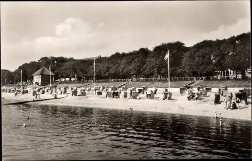 Ak Wyk auf Föhr Nordfriesland, Strandpartie, Strandkörbe