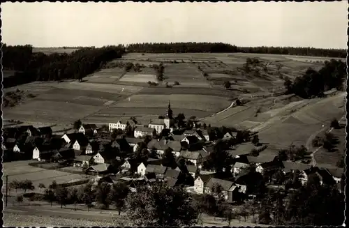 Ak Eineborn in Thüringen, Gesamtansicht, Kirche