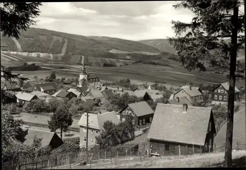 Ak Meura im Thüringer Wald, Blick über den Ort, Kirche