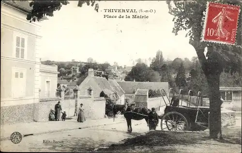 Ak Thiverval Grignon Yvelines, Rathausplatz