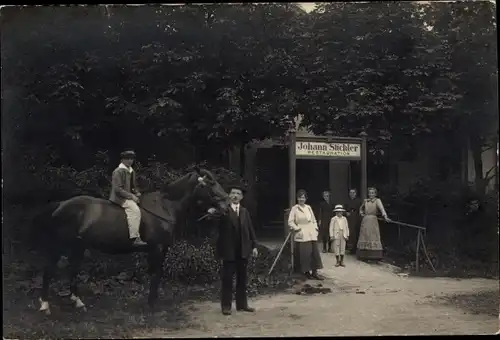 Foto Ak Willendorf Niederösterreich, Bahnhof Restauration