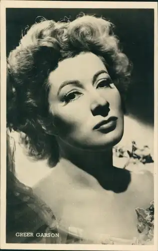 Ak Schauspielerin Greer Garson, Portrait, Metro Goldwin Mayer