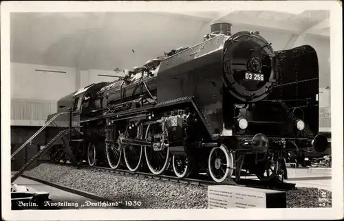 Ak Berlin Charlottenburg, Ausstellung Deutschland 1936, 2C1 Dampflokomotive Nr 03 256, Reichsbahn