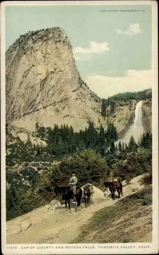 Ak Yosemite-Nationalpark, Kalifornien, USA, Cap of Liberty und Nevada Falls