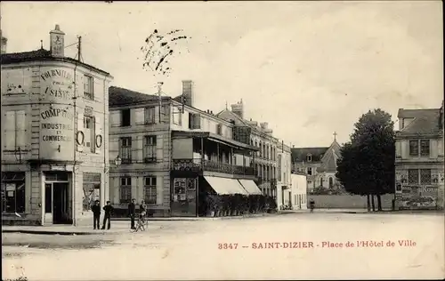 Ak Saint Dizier Haute Marne, Place de l'Hotel de Ville