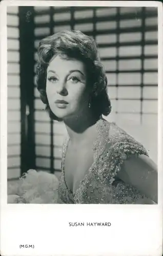 Ak Schauspielerin Susan Hayward, Portrait