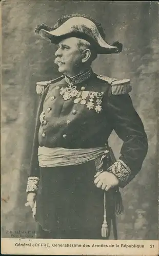 Ak Französischer General Joseph Joffre, Portrait, Uniform, Orden