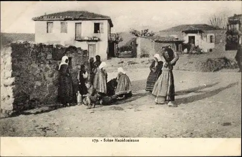 Ak Mazedonien, Straßenpartie, Mazedonische Szene, Mazedonische Tracht
