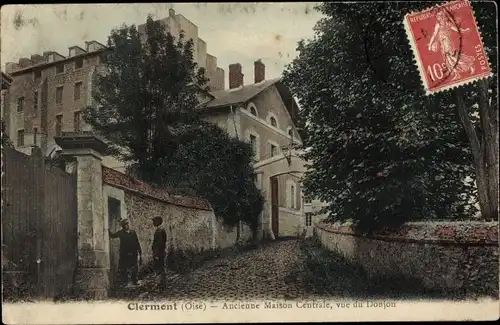 Ak Clermont Oise, ehemaliges Zentralhaus, Blick auf den Bergfried