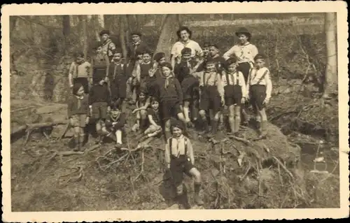 Foto Ak Französische Pfadfinder, Kinder, Gruppenbild