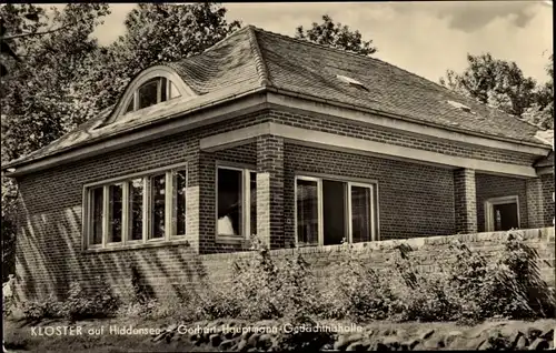 Ak Kloster Insel Hiddensee in der Ostsee, Gerhart Hauptmann Gedächtnishalle