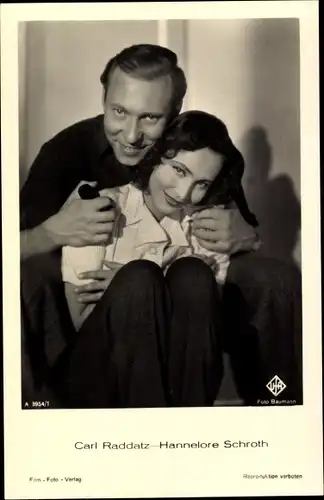 Ak Schauspieler Carl Raddatz, Schauspielerin Hannelore Schroth, Portrait