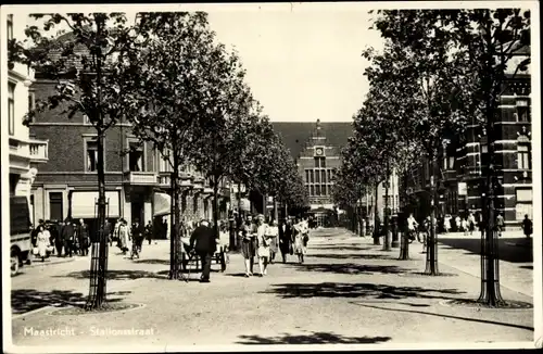 Ak Maastricht Limburg Niederlande, Stationsstraat