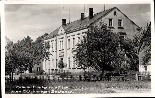 Foto Ak Friedersdorf Neusalza Spremberg in Sachsen, Schule, 50-jähriges Bestehen