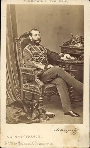 CdV Russischer Adel, Zar Alexander II., Portrait, Uniform, Hund