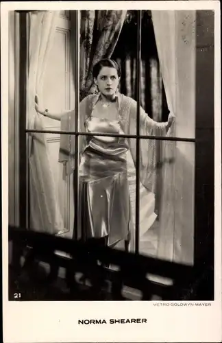 Ak Schauspielerin Norma Shearer, Portrait