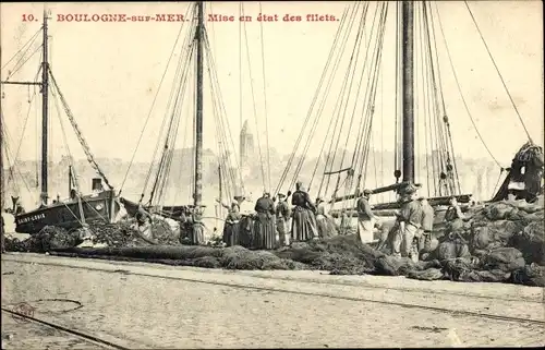 Ak Boulogne sur Mer Pas de Calais, Fischer reparieren Netze