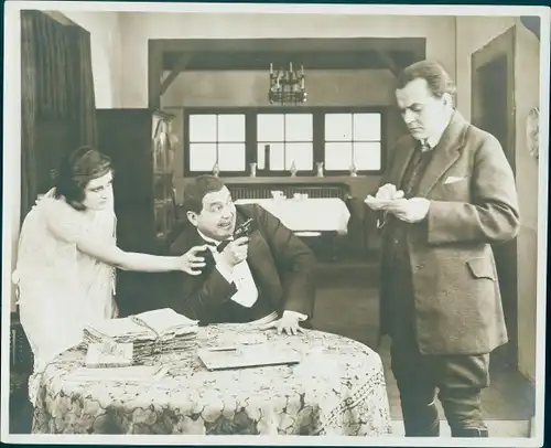 Foto Filmszene Stein unter Steinen, 1917, Stummfilm, Schauspieler