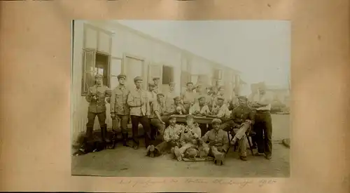 Foto 1906, Okahandja Namibia Deutsch Südwestafrika, Bahnstation, Schutztruppler, Bahnpersonal