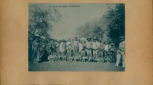 Foto 1906, Namibia Deutsch Südwestafrika, Kriegsgefangene Hottentotten, Schutztruppler