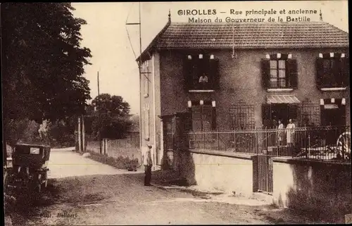 Ak Girolles Yonne, Rue principale et ancienne, Maison du Gouverneur de la Bastille