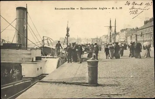 Ak Boulogne sur Mer Pas de Calais, Hafen, Englischer Ausflugsdampfer, Passagiere