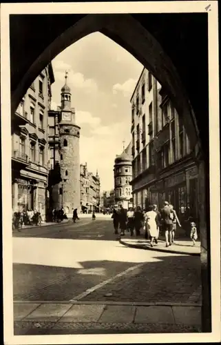 Ak Halle an der Saale, Leipziger Straße mit Leipziger Turm