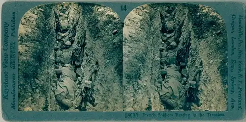 Stereo Foto French Soldiers resting in the Trenches, I WK