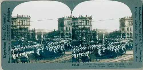 Stereo Foto Berlin, Guards marching to the Parade Ground, I WK