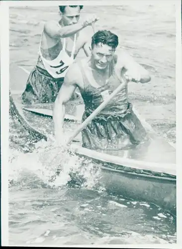 Foto Länderkampf DDR- CSR, Zweier-Kanadier